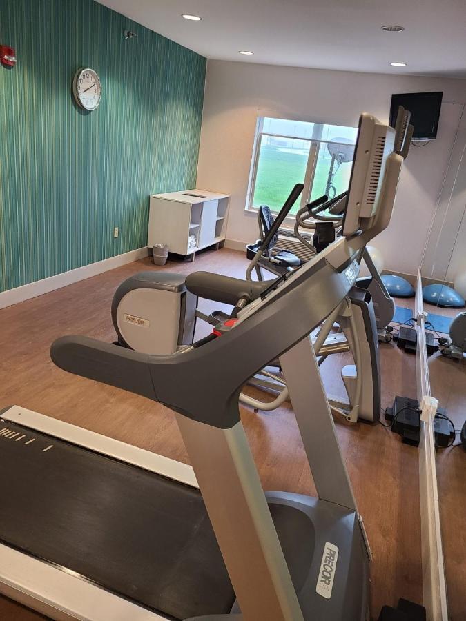 Express & By Ihg 3* Sheldon
