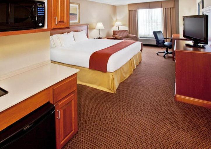 Express & By Ihg 3*